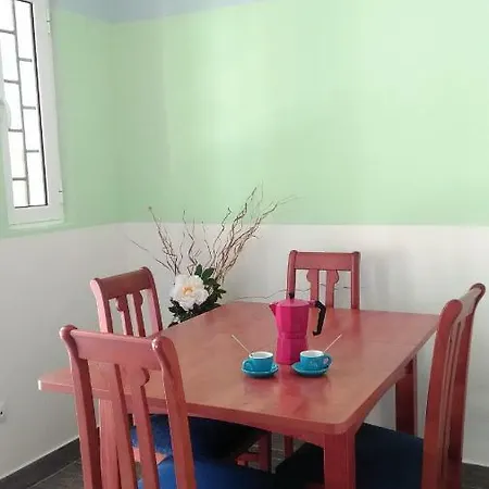 Pensjonat Apartament's Veiga Areeiro *