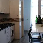 Apartament's Veiga Areeiro 招待所 *
