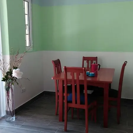 Apartament's Veiga Areeiro Gæstehus